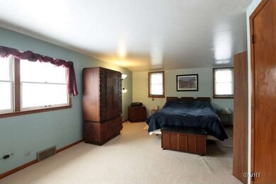 726 N Eastland St, Elmhurst, IL 60126 - photo 7