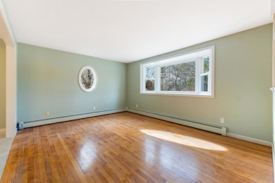 44 Ellen Cir, Yarmouth, ME 04096 - photo 7