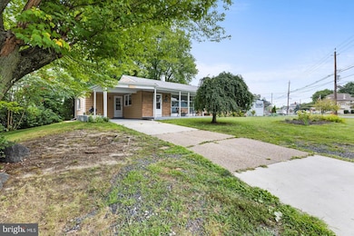 2 N Warwick Rd, Somerdale, NJ 08083 - photo 2