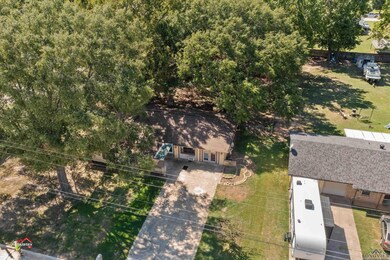 2801 Chandler St, Kilgore, TX 75662 - photo 3