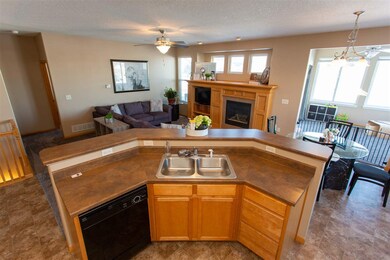 1405 Ashworth Dr unit 1405, Cedar Falls, IA 50613 - photo 6