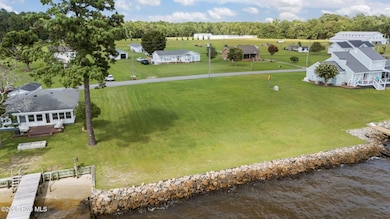 1741 Bayview Rd, Bath, NC 27808 - photo 4