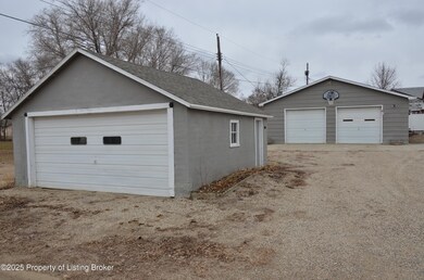 Weaver outside garages