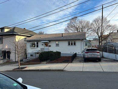 11 Elm St, Everett, MA 02149 - photo 2