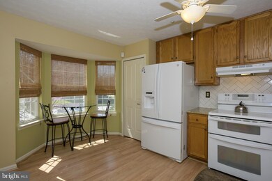 9324 Lawson Ln, Laurel, MD 20723 - photo 4