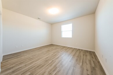 1209 Mallard Cove, Ennis, TX 75119 - photo 7