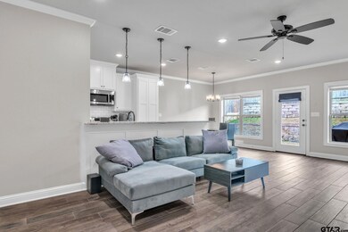 820 Lindsey Ln, Whitehouse, TX 75791 - photo 3