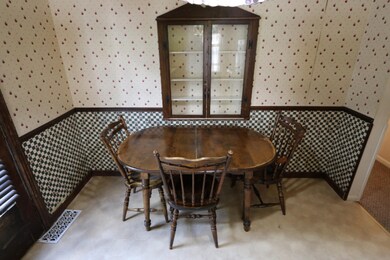 1258 Carlton Ave NE, Grand Rapids, MI 49505 - photo 2