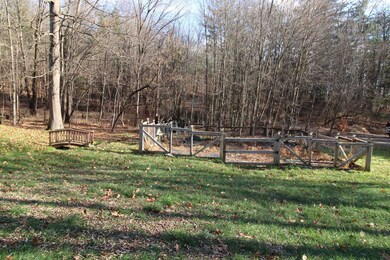 113 Chester Rd, Derry, NH 03038 - photo 6