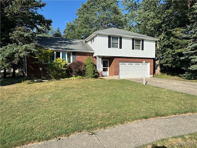 76 Leacliff Ln, Buffalo, NY 14224 - photo 3