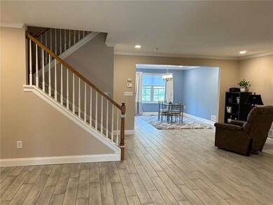 1423 Mohr Cir, Macungie, PA 18062 - photo 2