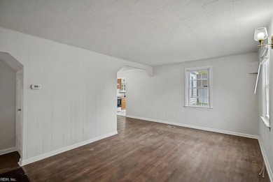 800 Brightley Rd, Norfolk, VA 23509 - photo 5