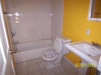 218 N Cresthill Ave, McHenry, IL 60051 - photo 6