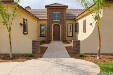 Front Entry Courtyard