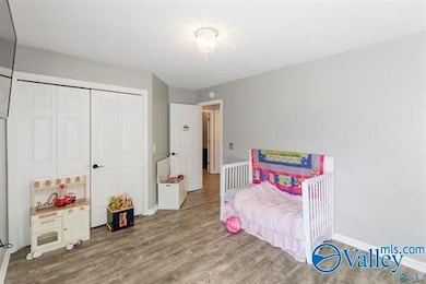 1903 Cumberland Ave SW, Decatur, AL 35603 - photo 3