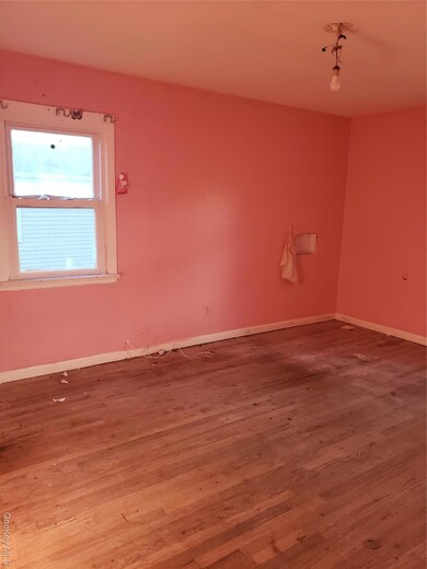 77 Virginia Ave, Hempstead, NY 11550 - photo 6