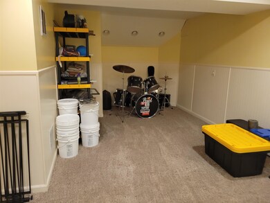 90 Tallant Rd, Pelham, NH 03076 - photo 7