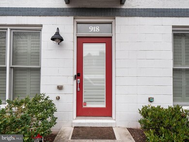 918 Pete Jones Way, Alexandria, VA 22314 - photo 2