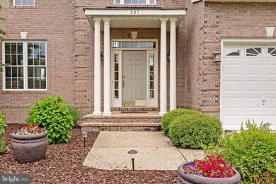 202 Wayfaring Dr, Winchester, VA 22602 - photo 2