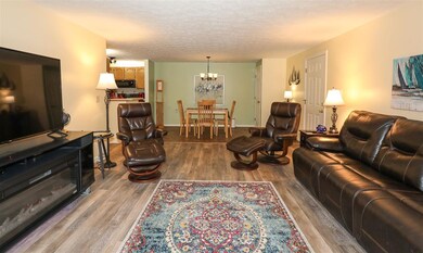 491 Mammoth Rd unit 6, Londonderry, NH 03053 - photo 5