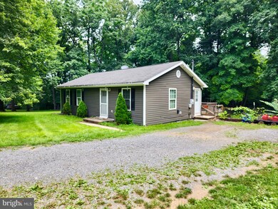 38 End Rd, Bunker Hill, WV 25413 - photo 2