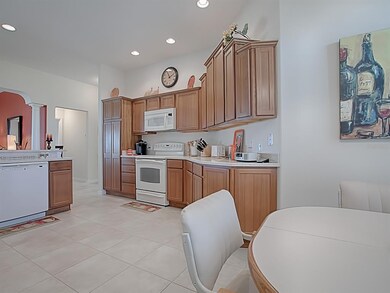 SMOOTH TOP ELECTRIC RANGE, DOUBLE DOOR PANTRY!