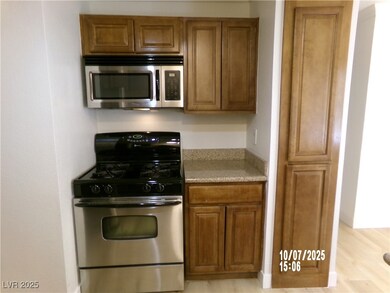 2700 N Rainbow Blvd unit 1105, Las Vegas, NV 89108 - photo 6