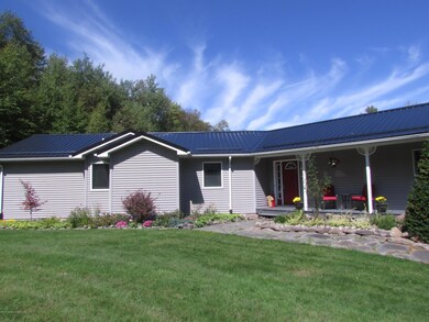 48 Fermoy Ln, Waymart, PA 18472 - photo 4