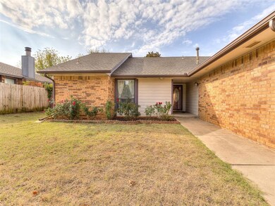 View of front of property featuring a front lawn