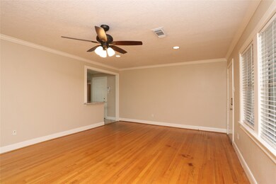 1921 Chippendale Rd, Houston, TX 77018 - photo 6