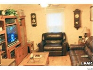 4344 Mill Rd, Emmaus, PA 18049 - photo 3