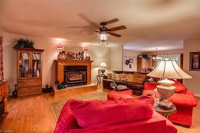 1848 Yesteroaks Ct, Asheboro, NC 27205 - photo 7