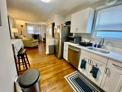 649 E 7th St unit 1, Boston, MA 02127 - photo 2