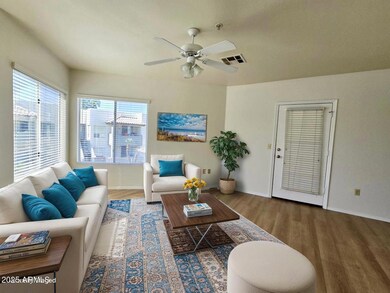 livingroom - Living Room - Standard - 1