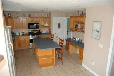 31 Jennie Way, Attleboro, MA 02703 - photo 5