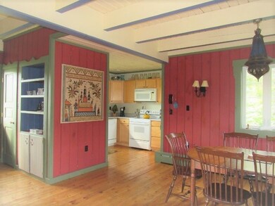 Dining Rm to Kitchen