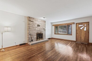 2530 Youngs Drive-5.jpg-SMALL