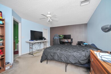 REW_3194