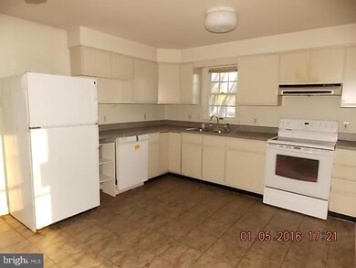 11920 Susan Ln, Lusby, MD 20657 - photo 6