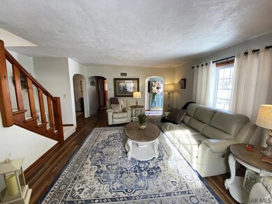 446 Dickinson St, Johnstown, PA 15905 - photo 5