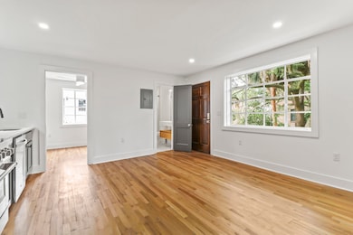 19 Smith Street, D-4
