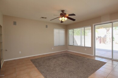 Family Room (1)