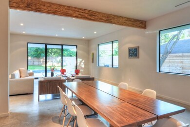 918 W 43rd St, Houston, TX 77018 - photo 7