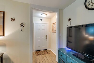 208 E 7th St, Bonham, TX 75418 - photo 5