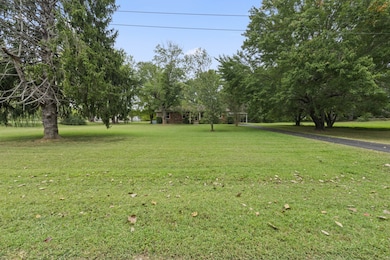 357 Raymond Hodges Rd, Cottontown, TN 37048 - photo 3