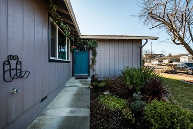 1350 Papago Dr, Medford, OR 97504 - photo 4