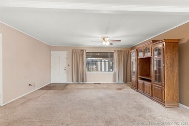 1129 N Fern Ave, Broken Arrow, OK 74012 - photo 3