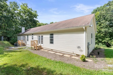 47 Red Valley Rd, Penrose, NC 28766 - photo 2