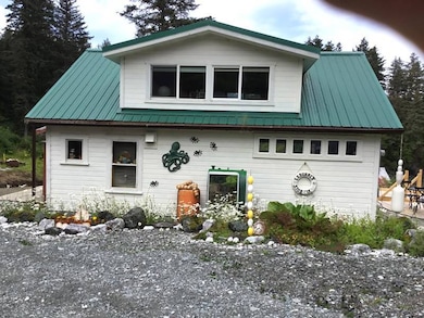 330 B St unit 1-4, Seldovia, AK 99663 - photo 6