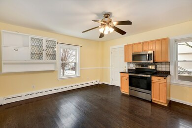 161 Warren St unit 161, Watertown, MA 02472 - photo 5